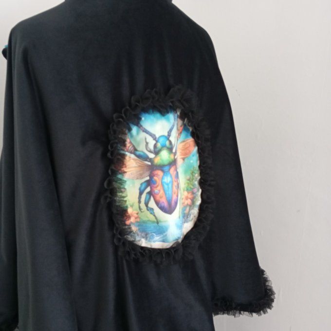 Capeline en velours noir