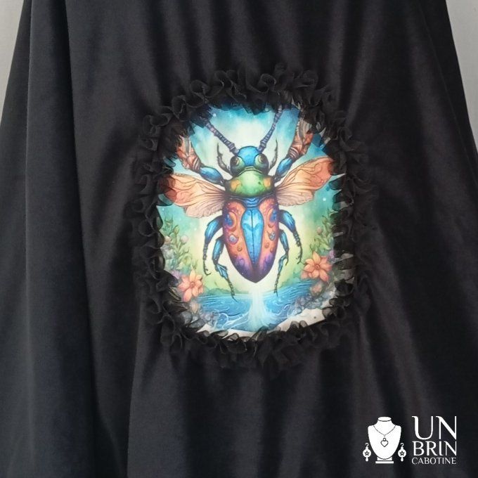 Capeline en velours noir