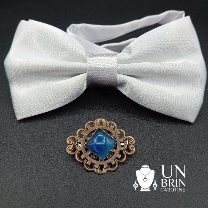 Nœud papillon blanc