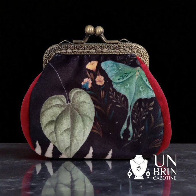 Porte monnaie "Promenade en forêt"