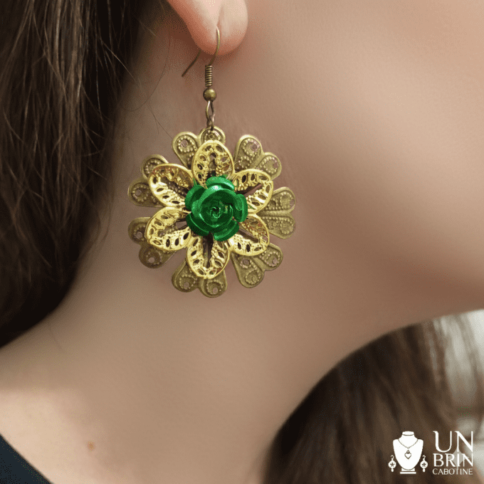 Boucles d'Oreilles "Émeraude Solaire"