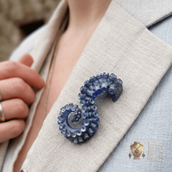 Broche "Tentacule des Abysses"