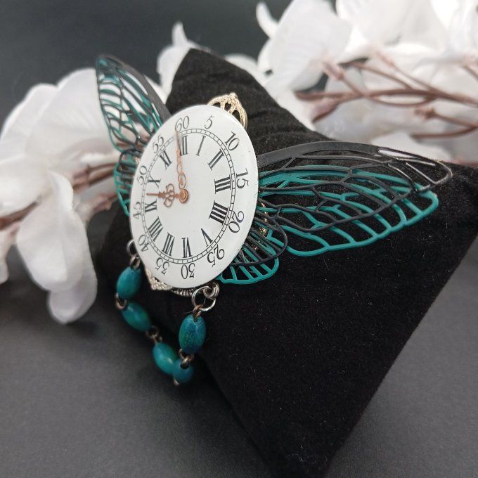 Broche "Éphémère Ailé"