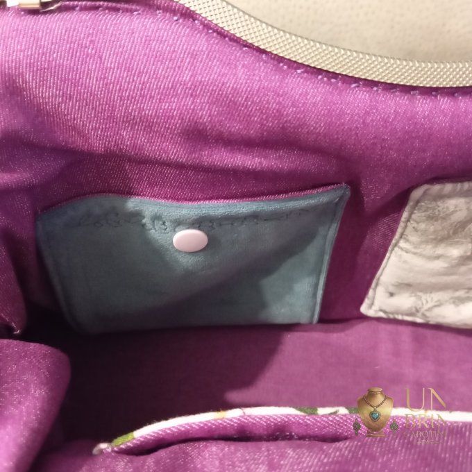 Sac XXL Velours Gris-Bleu & Lapin au Chapeau – Pièce Unique