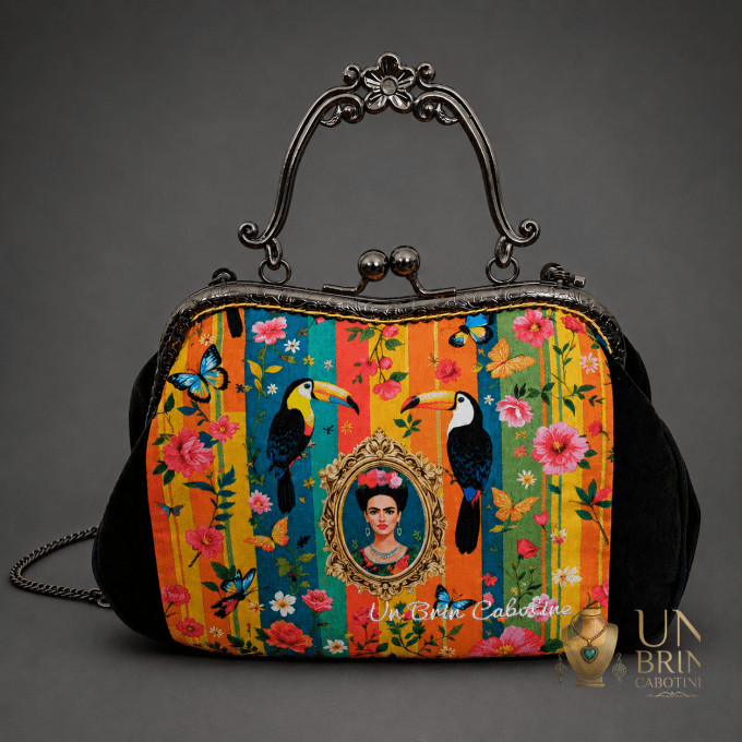 Sac Velours Noir & Frida – Pièce Unique