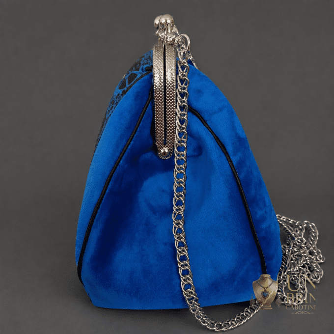 Sac Velours Bleu Électrique & Pieuvre Couronnée – Pièce Unique