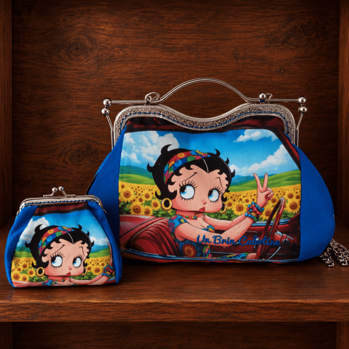 Sac Rétro Fermoir Clic-Clac « Betty Boop » en Velours Bleu Électrique
