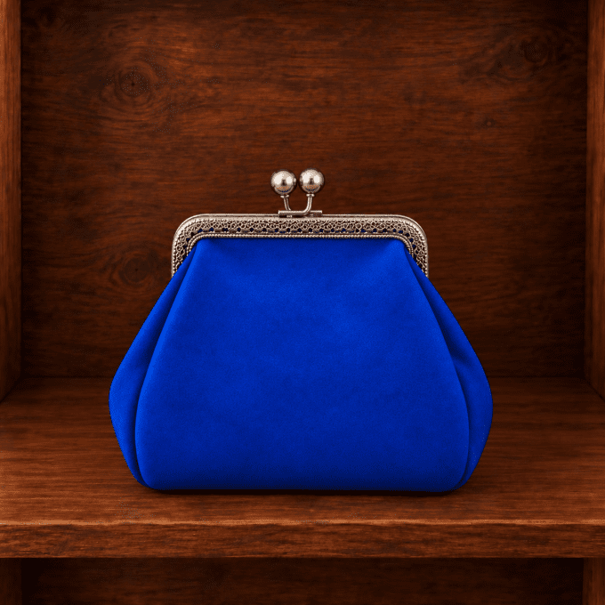 Porte-Monnaie Rétro Clic-Clac « Betty Boop & Velours Bleu Électrique »