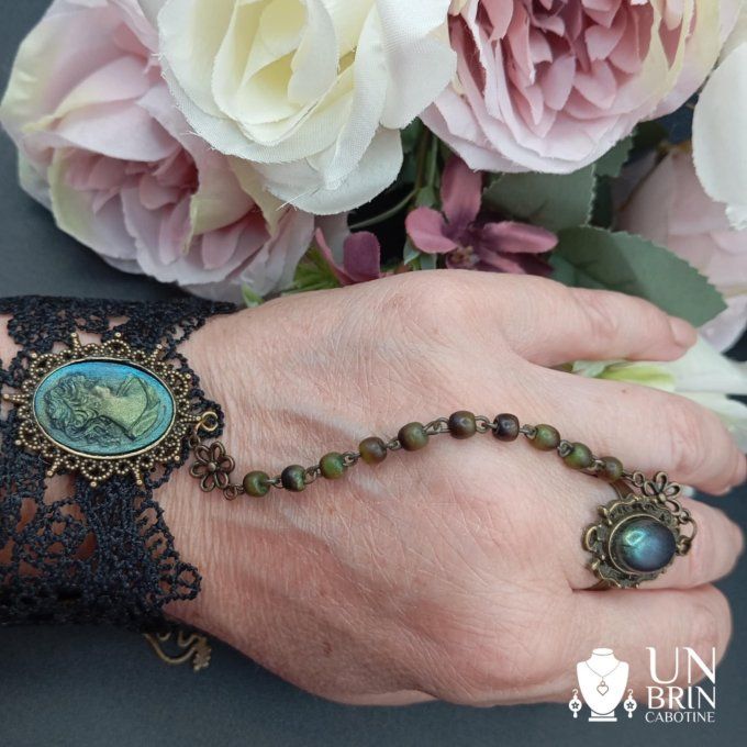 Bague bracelet chapelet dans les tons verts