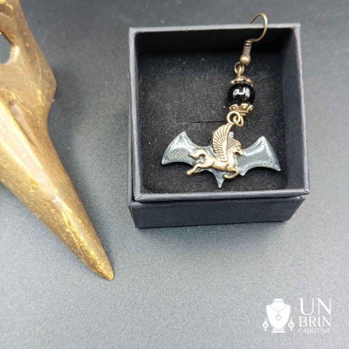 Boucle d'oreille chauve-souris  