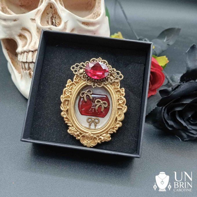 Broche cadre baroque