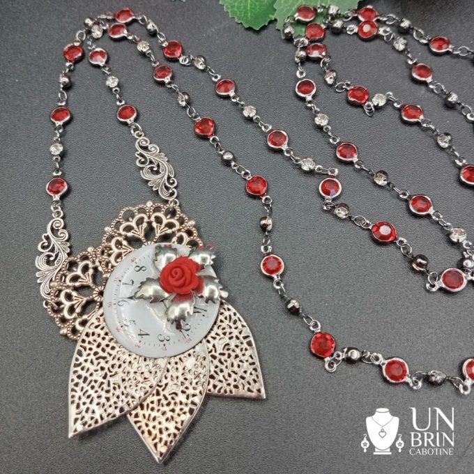 Pendentif sautoir, argent et rouge
