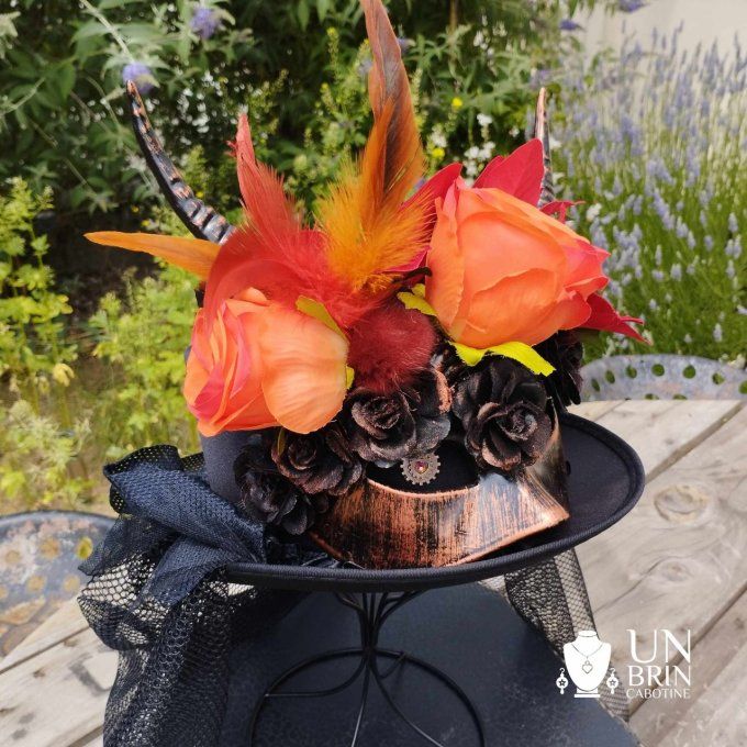 Chapeau steampunk, le cornu