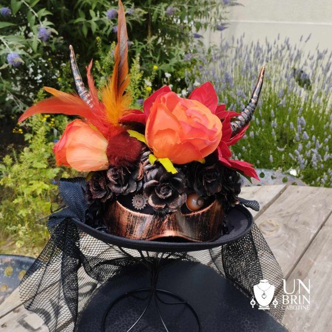 Chapeau steampunk, le cornu