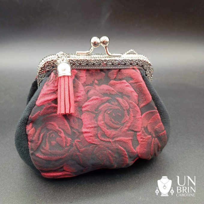 Porte monnaie roses rouges