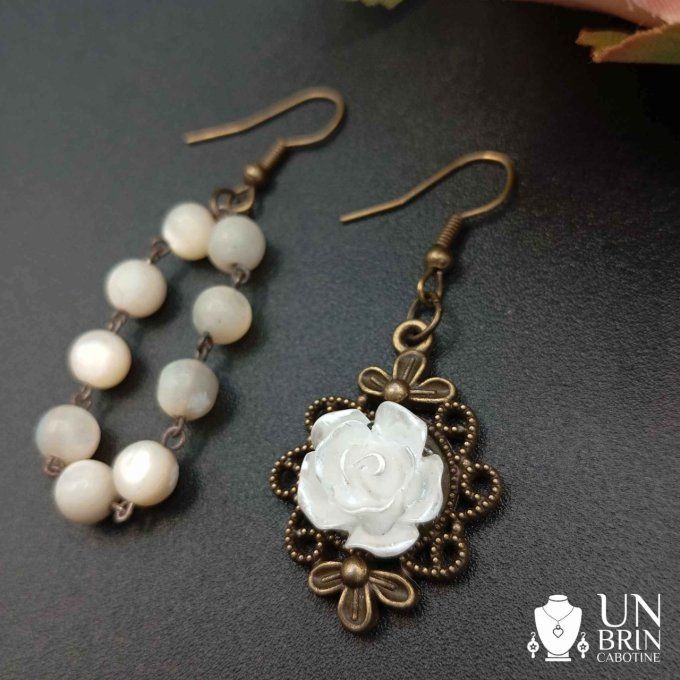 Boucles d'oreilles  asymétriques  