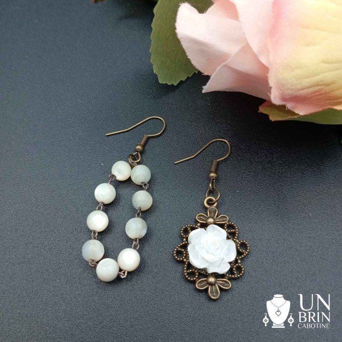 Boucles d'oreilles  asymétriques  